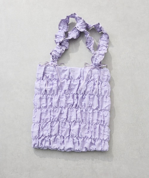 Green　Parks（グリーンパークス）の「・QUONギャザーキルティングリボントートバッグ（トートバッグ・レディース・ブラック/アイボリー/イエロー/ラベンダー・FREE）」の4枚目の写真