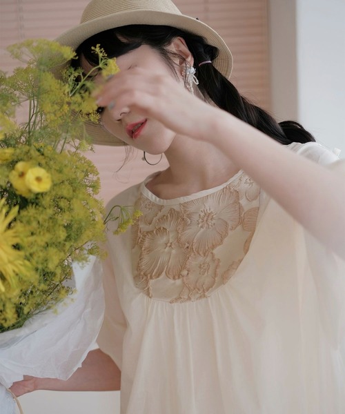 miolite(ミオライト)の「花柄切り替え Aライン ワンピース miolite(ワンピース・レディース・アイボリー・M)」の4枚目の写真