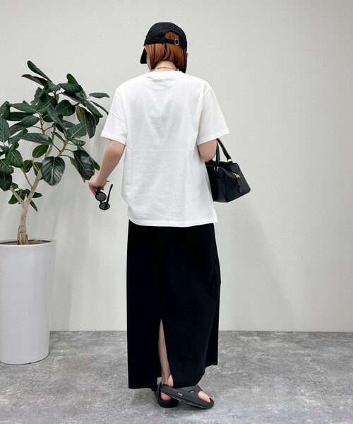fredy emue（フレディエミュ）の「”DEBUT”プリントTシャツ（Tシャツ/カットソー・レディース・ホワイト系その他/チャコールグレー/グレイッシュベージュ/ホワイト系その他2・38）」の7枚目の写真