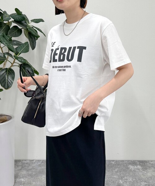 fredy emue（フレディエミュ）の「”DEBUT”プリントTシャツ（Tシャツ/カットソー・レディース・ホワイト系その他/チャコールグレー/グレイッシュベージュ/ホワイト系その他2・38）」の9枚目の写真