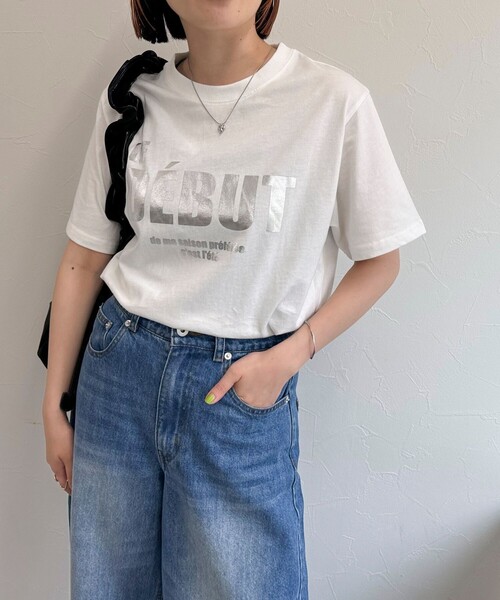 fredy emue（フレディエミュ）の「”DEBUT”プリントTシャツ（Tシャツ/カットソー・レディース・ホワイト系その他/チャコールグレー/グレイッシュベージュ/ホワイト系その他2・38）」の21枚目の写真