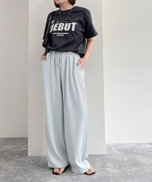 fredy emue（フレディエミュ）の「”DEBUT”プリントTシャツ（Tシャツ/カットソー・レディース・ホワイト系その他/チャコールグレー/グレイッシュベージュ/ホワイト系その他2・38）」の22枚目の写真