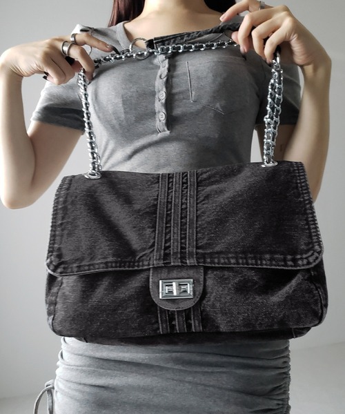 me+em select（ミームセレクト）の「【 ２color 】センターラインウォッシュデニムショルダーバッグ ／ centerline washed denim shoulder bag（ショルダーバッグ・レディース・ブルー/ブラック・FREE）」の19枚目の写真
