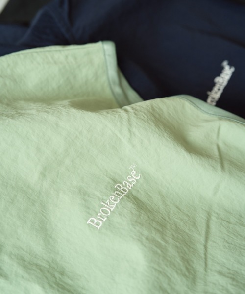 BROKEN BASE（ブロークンベース）の「パッカブル ナイロンベスト（ベスト・メンズ・ブラック/ネイビー/ライム・MEDIUM/LARGE）」の16枚目の写真