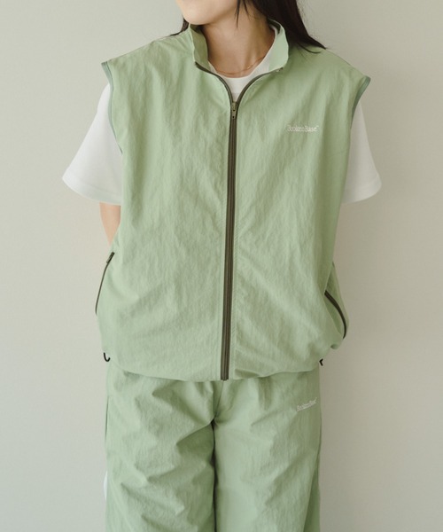 BROKEN BASE（ブロークンベース）の「パッカブル ナイロンベスト（ベスト・メンズ・ブラック/ネイビー/ライム・MEDIUM/LARGE）」の22枚目の写真