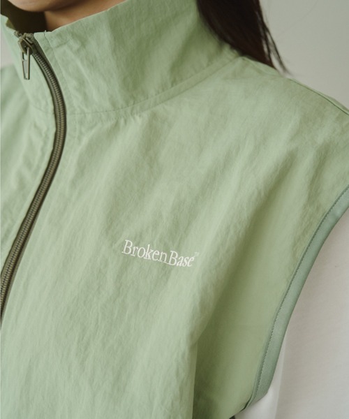 BROKEN BASE（ブロークンベース）の「パッカブル ナイロンベスト（ベスト・メンズ・ブラック/ネイビー/ライム・MEDIUM/LARGE）」の19枚目の写真