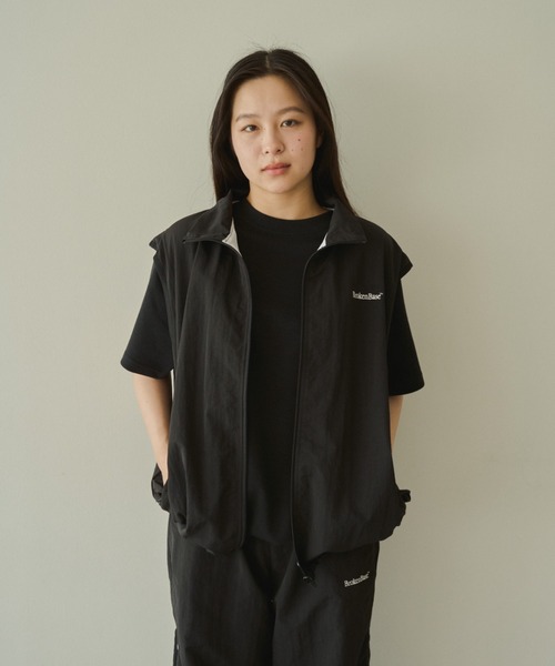 BROKEN BASE（ブロークンベース）の「パッカブル ナイロンベスト（ベスト・メンズ・ブラック/ネイビー/ライム・MEDIUM/LARGE）」の6枚目の写真