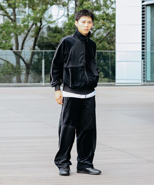 BEAMS（ビームス）の「クレイジー ジャージ トラックパンツ（その他パンツ・メンズ・ブラック/ネイビー・SMALL/MEDIUM/LARGE/X-LARGE）」の11枚目の写真