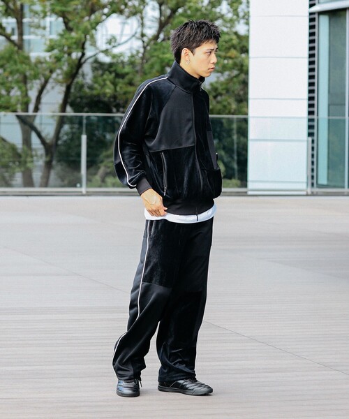 BEAMS（ビームス）の「クレイジー ジャージ トラックパンツ（その他パンツ・メンズ・ブラック/ネイビー・SMALL/MEDIUM/LARGE/X-LARGE）」の10枚目の写真