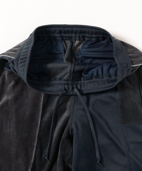 BEAMS（ビームス）の「クレイジー ジャージ トラックパンツ（その他パンツ・メンズ・ブラック/ネイビー・SMALL/MEDIUM/LARGE/X-LARGE）」の17枚目の写真