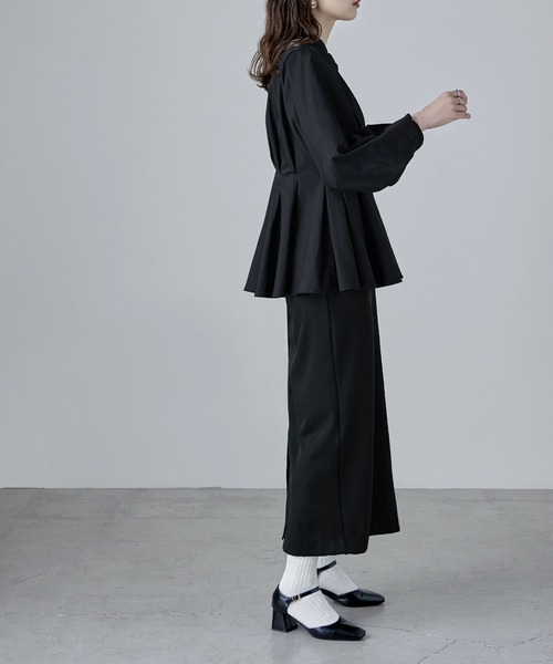 etoll.（エトル）の「フレアウエストタックスタンドブラウス（シャツ/ブラウス・レディース・オフホワイト/ブラック/ブルー・M）」の4枚目の写真