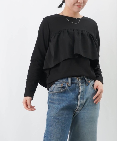 LUCA/LADY LUCK LUCA(ルカ/レディラックルカ)の「LC/LLL ラウンドフリルロングスリーブカットソー / フリルロンTee(Tシャツ/カットソー・レディース・オフホワイト/ブラック/カーキ・FREE)」の4枚目の写真