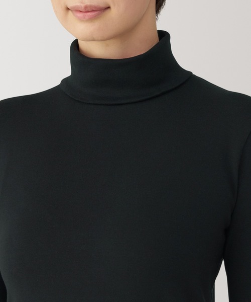 無印良品(ムジルシリョウヒン)の「婦人 起毛フライス編みタートルネック長袖Tシャツ(Tシャツ/カットソー・レディース・ライトグレー/ブラック/ホワイト/ブラック系/マスタード/ライトグレー系・L/M/XL/S)」の19枚目の写真