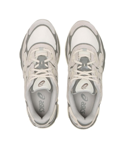 ASICS(アシックス)の「GEL-NYC 1201A789.103(スニーカー・メンズ・グレー・26.5cm/27.0cm/27.5cm/28.0cm/26.0cm/28.5cm/25.5cm/29.0cm/23.0cm/24.0cm/23.5cm/24.5cm)」の4枚目の写真
