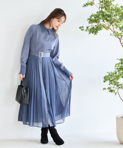 Andemiu（アンデミュウ）の「イソザイプリーツシャツワンピース146880（シャツワンピース・レディース・ネイビー/グリーン/ライトグレー/ブルー・FREE）」の4枚目の写真