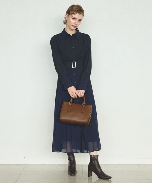 Andemiu（アンデミュウ）の「イソザイプリーツシャツワンピース146880（シャツワンピース・レディース・ネイビー/グリーン/ライトグレー/ブルー・FREE）」の19枚目の写真