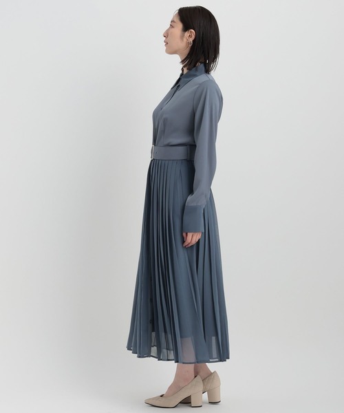 Andemiu（アンデミュウ）の「イソザイプリーツシャツワンピース146880（シャツワンピース・レディース・ネイビー/グリーン/ライトグレー/ブルー・FREE）」の5枚目の写真