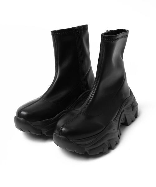 WEGO（ウィゴー）の「WEGO/厚底スニーカーソールショートブーツ（ブーツ・レディース・ブラック/ブラック系その他/シルバー・LARGE/MEDIUM）」の10枚目の写真