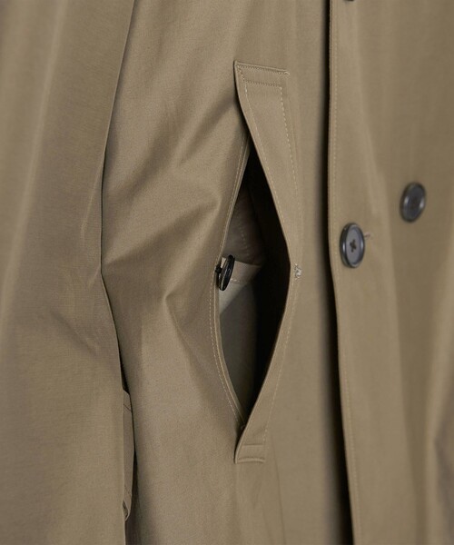 UNITED ARROWS(ユナイテッドアローズ)の「OLMETEX/トレンチコート -撥水-(トレンチコート・メンズ・ベージュ・50/48/46/44)」の19枚目の写真