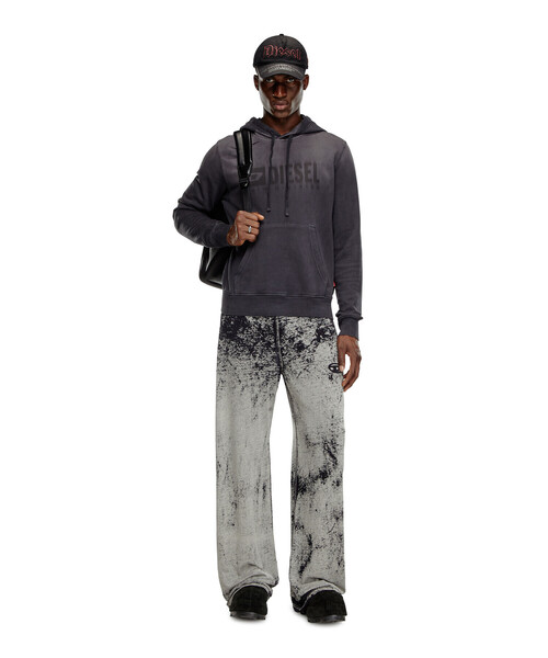 DIESEL(ディーゼル)の「メンズ スウェット パーカー(パーカー・メンズ・ブラック・MEDIUM/LARGE/SMALL/X-SMALL/XX-LARGE/XXX-LARGE/X-LARGE)」の2枚目の写真