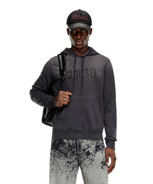 DIESEL(ディーゼル)の「メンズ スウェット パーカー(パーカー・メンズ・ブラック・MEDIUM/LARGE/SMALL/X-SMALL/XX-LARGE/XXX-LARGE/X-LARGE)」の4枚目の写真