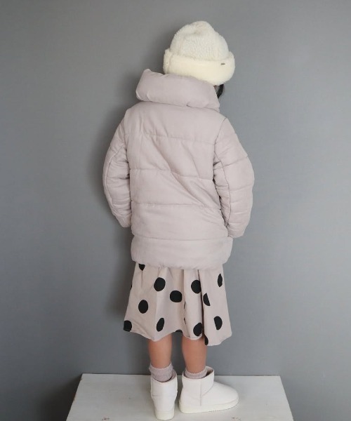 ikka（イッカ）の「【親子コーデ】細コール中綿ジャケット（110~160cm）（ダウンジャケット/コート・キッズ・チャコールグレー/ベージュ・XS/S/M/L/XL）」の11枚目の写真