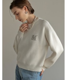[MEISM by Re:EDIT][2025AW PRE ORDER]Mビジューエンブレムニットトップス