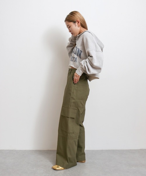 Ungrid（アングリッド）の「ミリタリールーズカーゴパンツ（カーゴパンツ・レディース・ブラック/ダークベージュ/グリーン・マルチサイズ）」の6枚目の写真