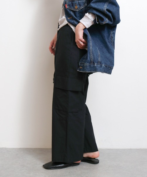 Ungrid（アングリッド）の「ミリタリールーズカーゴパンツ（カーゴパンツ・レディース・ブラック/ダークベージュ/グリーン・マルチサイズ）」の13枚目の写真