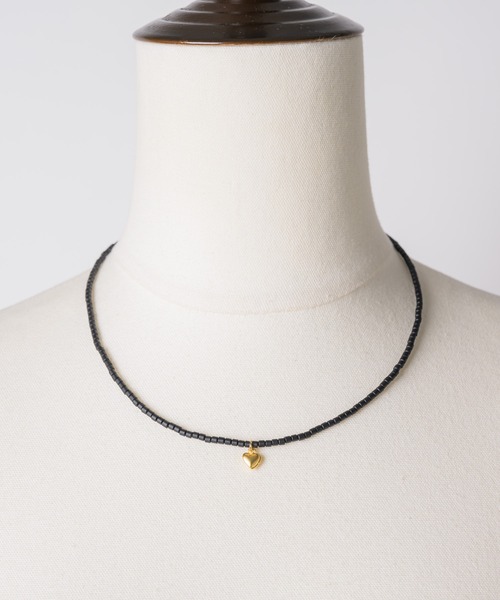 GIUNON(ジウノン)の「mini heart beads necklace / ミニハートビーズネックレス(ネックレス・レディース・シルバー/ゴールド・FREE)」の11枚目の写真