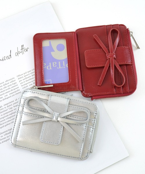 ALTROSE（アルトローズ）の「リボン パスケース ミニ財布 ミニウォレット フラグメントケース ルリリ（カードケース・レディース・ブラック/アイボリー/シルバー/レッド・FREE）」の4枚目の写真