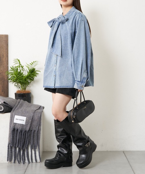 RAY CASSIN（レイカズン）の「デニムタイチュニック（シャツ/ブラウス・レディース・ブルー/ネイビー・FREE）」の13枚目の写真