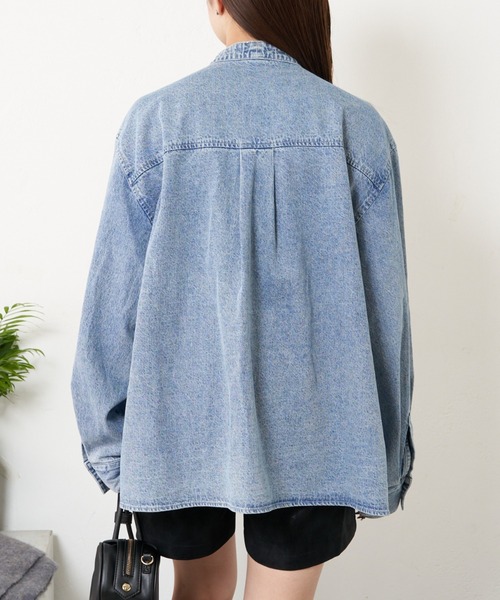 RAY CASSIN（レイカズン）の「デニムタイチュニック（シャツ/ブラウス・レディース・ブルー/ネイビー・FREE）」の10枚目の写真
