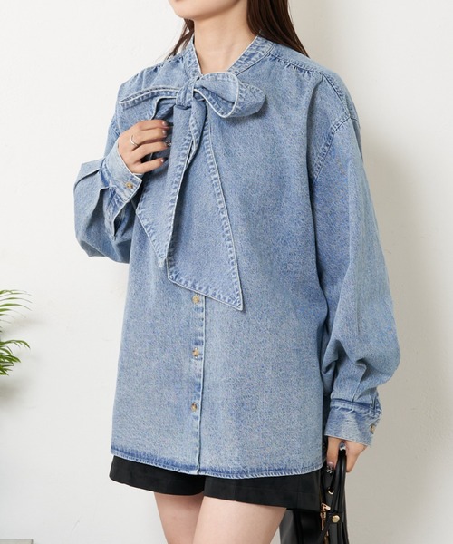 RAY CASSIN（レイカズン）の「デニムタイチュニック（シャツ/ブラウス・レディース・ブルー/ネイビー・FREE）」の11枚目の写真