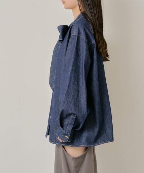 RAY CASSIN（レイカズン）の「デニムタイチュニック（シャツ/ブラウス・レディース・ブルー/ネイビー・FREE）」の15枚目の写真