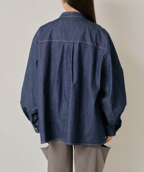RAY CASSIN（レイカズン）の「デニムタイチュニック（シャツ/ブラウス・レディース・ブルー/ネイビー・FREE）」の16枚目の写真