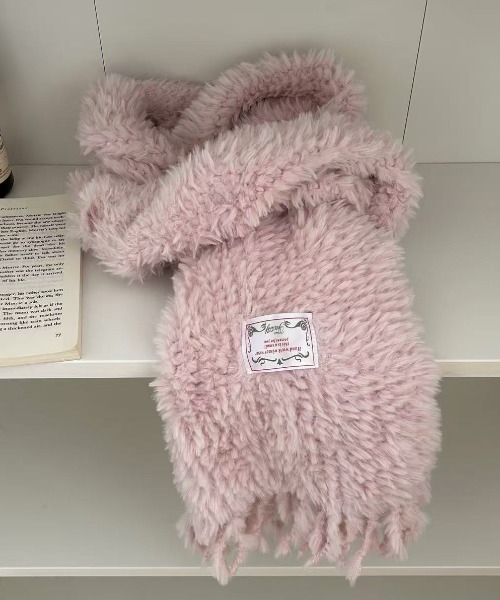 Vipoa(ヴィポア)の「eco fur muffler(マフラー・レディース・グレー/ブラック/レッド/ピンク/ホワイト・FREE)」の4枚目の写真