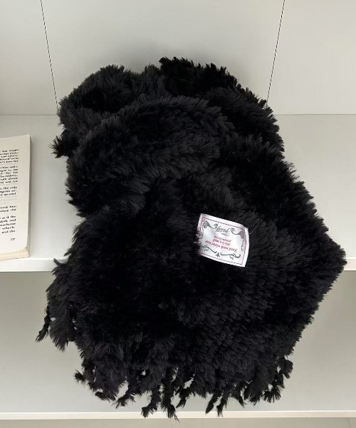 Vipoa(ヴィポア)の「eco fur muffler(マフラー・レディース・グレー/ブラック/レッド/ピンク/ホワイト・FREE)」の21枚目の写真