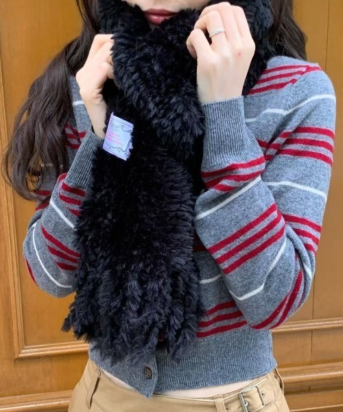 Vipoa(ヴィポア)の「eco fur muffler(マフラー・レディース・グレー/ブラック/レッド/ピンク/ホワイト・FREE)」の15枚目の写真