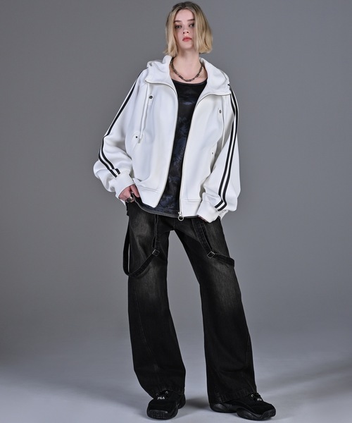 ADRER（アドラー）の「vintage make curved leg 3D suspender denim / ヴィンテージメイクカーブレッグ3Dサスペンダー(取外し可)デニム（デニムパンツ・メンズ・インディゴブルー/グレー/ブラック/ブルー系1/ブラック系1/ブルー系2/ブラック系2/ブラック系3・L/M/S/XS）」の22枚目の写真