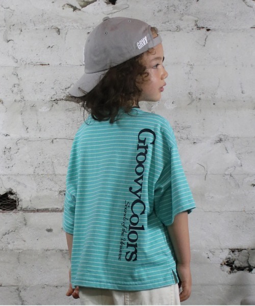 GROOVY COLORS（グルービーカラーズ）の「Striped Oversize Tee（Tシャツ/カットソー・キッズ・ライトグリーン・120/110）」の5枚目の写真