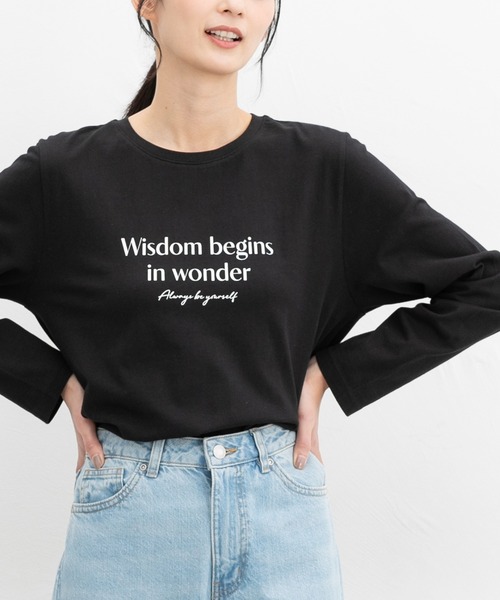 Honeys(ハニーズ)の「ロゴプリントTシャツ(Tシャツ/カットソー・レディース・ホワイト×ブラック/ホワイト×ブルー/ブラック/オートミール/スミクロ・L/LL/M/S)」の4枚目の写真