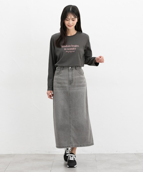 Honeys(ハニーズ)の「ロゴプリントTシャツ(Tシャツ/カットソー・レディース・ホワイト×ブラック/ホワイト×ブルー/ブラック/オートミール/スミクロ・L/LL/M/S)」の11枚目の写真