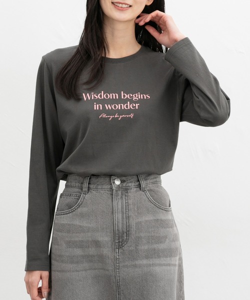 Honeys(ハニーズ)の「ロゴプリントTシャツ(Tシャツ/カットソー・レディース・ホワイト×ブラック/ホワイト×ブルー/ブラック/オートミール/スミクロ・L/LL/M/S)」の12枚目の写真
