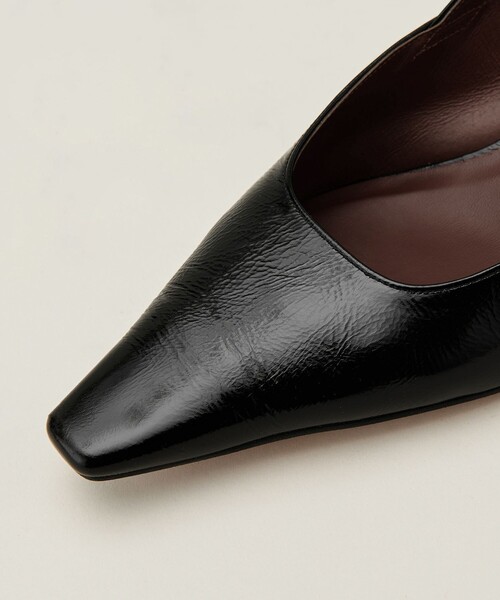 ODETTE E ODILE（オデットエオディール）の「スクエアバックベルト パンプス40↓↑（パンプス・レディース・ブラック/レッド/ゴールド/ベージュ・21.5cm/22cm/22.5cm/23cm/23.5cm/24cm/24.5cm/25cm）」の21枚目の写真