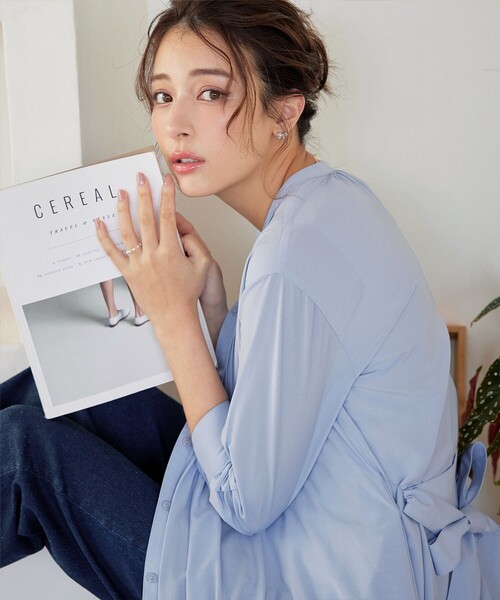 Tiaclasse(ティアクラッセ)の「ピンタックシャツワンピース(ワンピース・レディース・サックスブルー/ベージュ/ネイビー・S/M/L)」の20枚目の写真