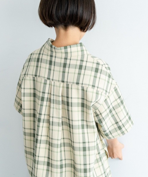 LOWRYS FARM（ローリーズファーム）の「ホップサックＺＩＰポロ　241760（シャツ/ブラウス・キッズ・ブラウン/グリーン/グレー・110cm/120cm/130cm/140cm/150cm）」の16枚目の写真