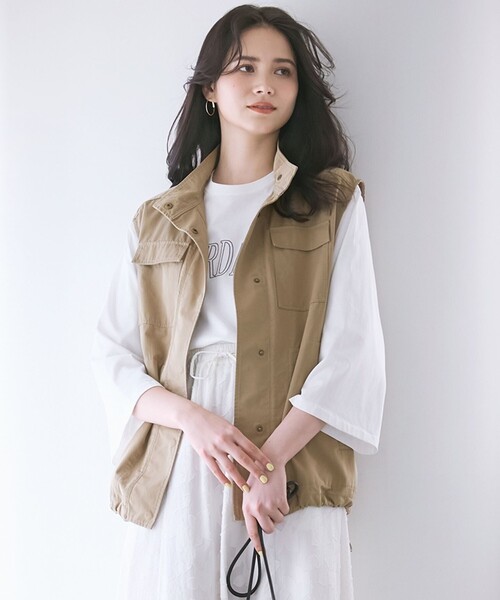 23区(ニジュウサンク)の「【SLOW/一部店舗限定】MVSコットン フレア袖 ロゴTシャツ(Tシャツ/カットソー・レディース・グレー系/ホワイト系/サックスブルー系・38)」の1枚目の写真