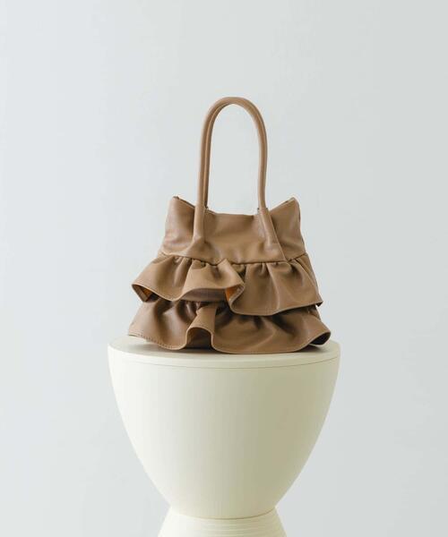 RODE SKO（ロデスコ）の「フリルショルダーハンドバッグ（ハンドバッグ・レディース・シルバー/ブラック/アイボリー/ブラウン系その他/ベージュ/ベージュ系その他/ホワイト系その他/ブラック系その他・ONE）」の6枚目の写真