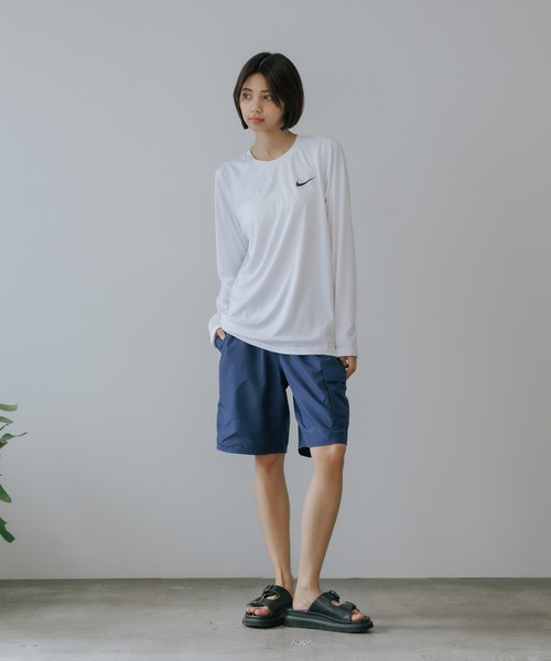 NIKE（ナイキ）の「NIKE/ナイキ エッセンシャルロングスリーブハイドロガード 2026年春夏 新色追加春服 夏服（ラッシュガード・メンズ・ネイビー/ホワイト/ブラック・L/M/XL/2XL）」の7枚目の写真